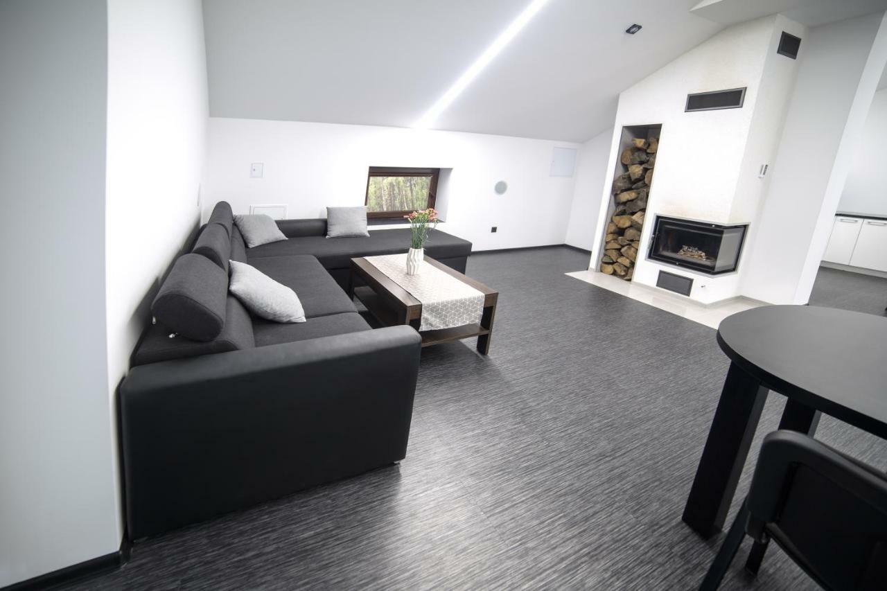 Apartament Iwona Kobyla Góra Exteriör bild